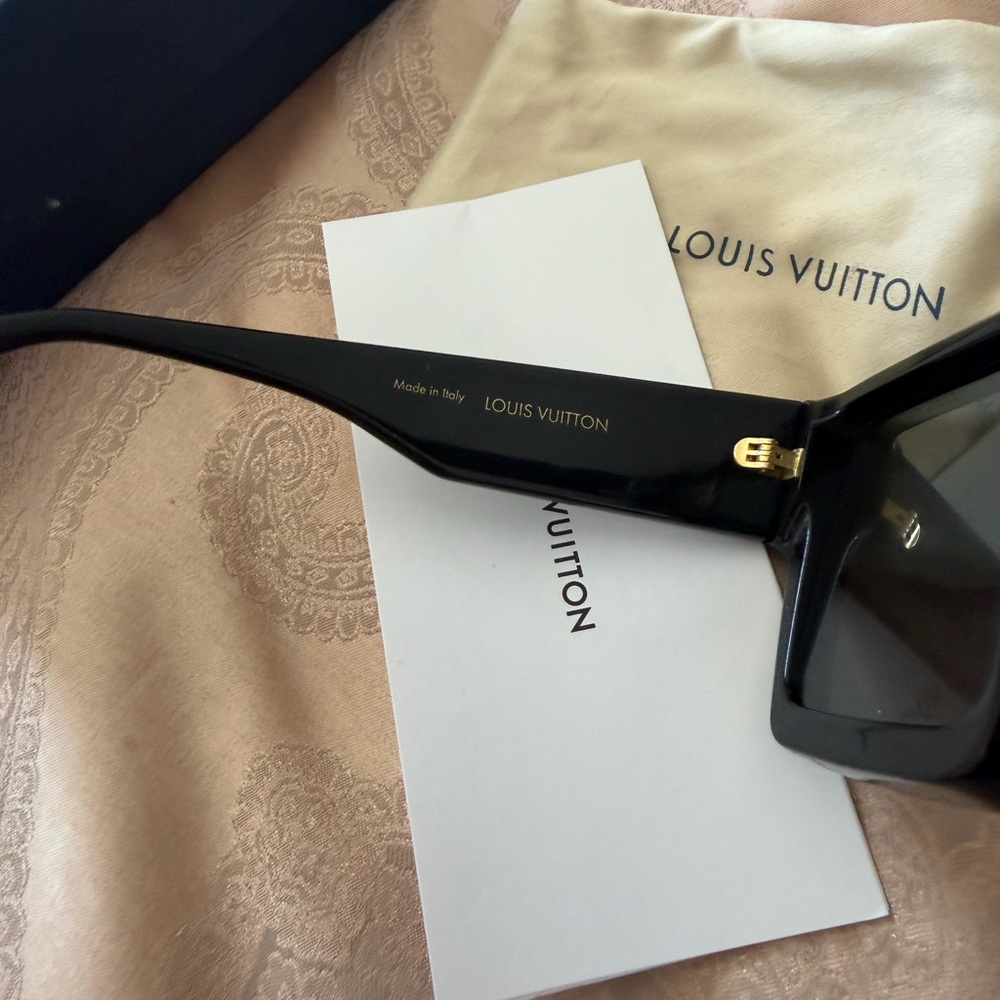 Louis Vuitton Black Shield Sunglasses with Gold Accents - Picture 6 of 13